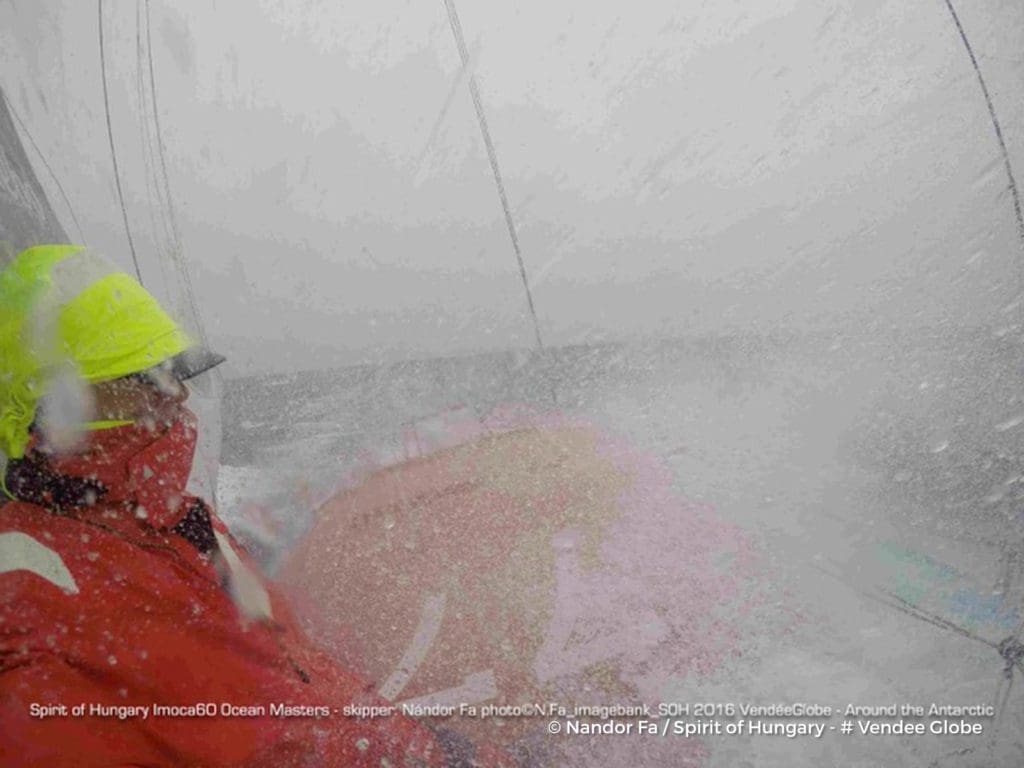 Photo sent from the boat Spirit of Hungary, on December 11th, 2016 - Photo Nandor Fa 