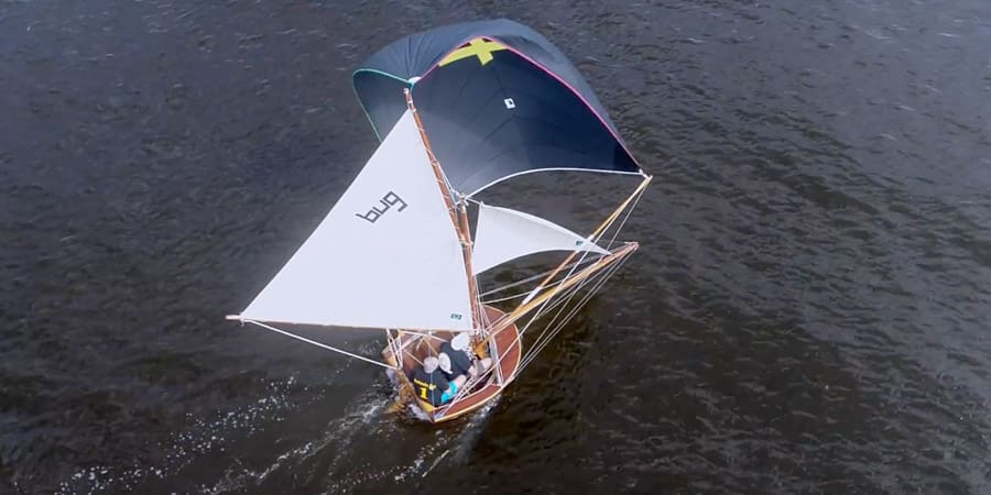 skiff sailboat