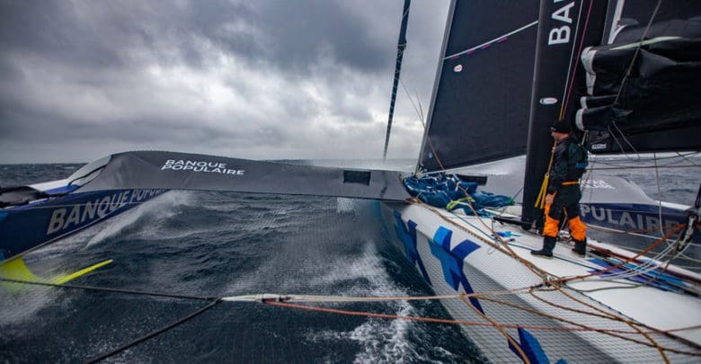 Armel Le Cléac’h capsizes