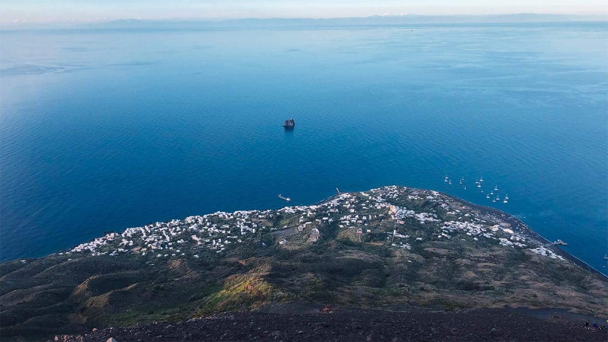 sailing aeolian islands