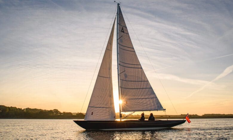 spirit 30 classic sailboat