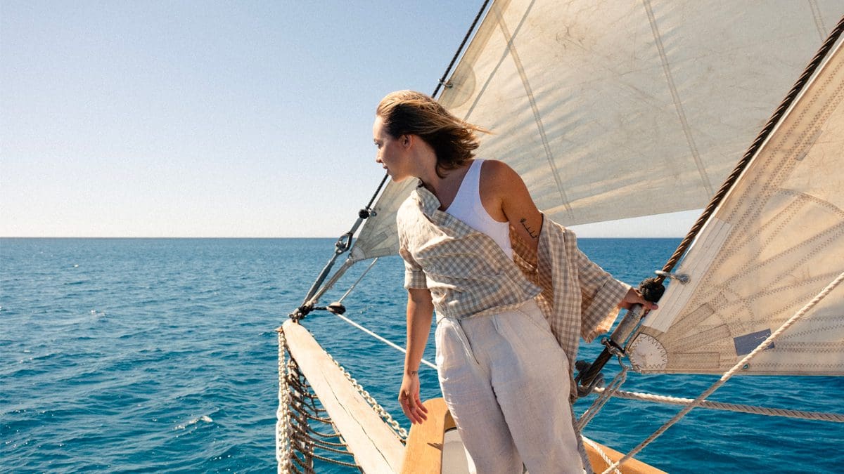 sailing helps reduce stress